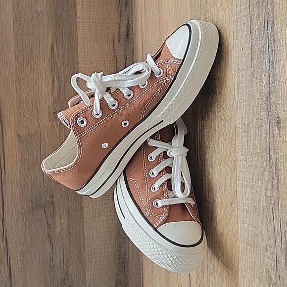 Converse shoes Brand new. - Picture 4 of 12